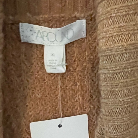 Abound Cowl Neck Sweater NWT - Picture 3 of 6